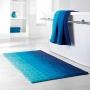 Badezimmerteppich mit Farbverlauf in blau-hellblau