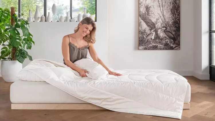 Leicht-Bettdecke Lyovita-Figura - Tencel für ein ausgeglichenes Schlafklima