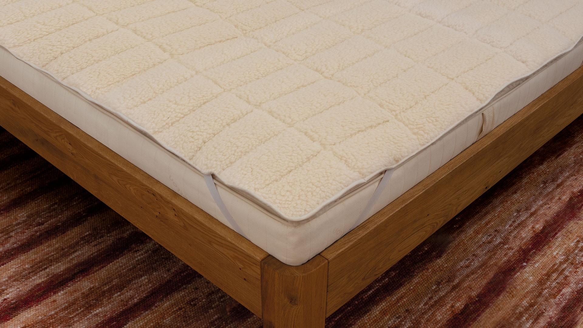 Flauschiges Wollflor-Unterbett aus Schafschurwolle